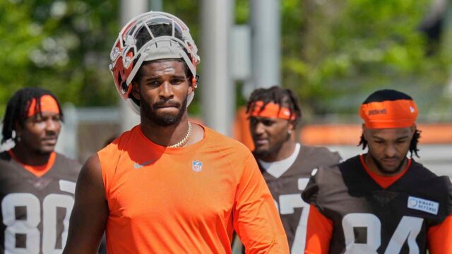 Browns QB Sanders je konfrontovaný s právnymi problémami po rýchlej jazde, zmeškaný súd

