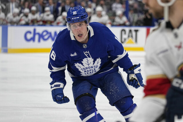 Mitch Marner sa mohol podpísať s Vegas (Imagn)