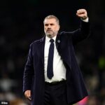 Bývalý obranca Tottenhamu bol zasiahnutý klubom pre vekové tašky Posecoglou