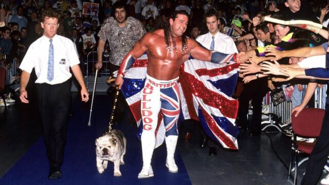 Bývalý spisovateľ vysvetľuje „odpojenie“ britského buldočka vo WWE (exkluzívne)

