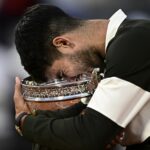 Carlos Alcaraz prekonáva Jannik Sinner v konečnej otvorenej francúzštine