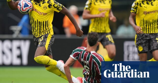 Chelsea Close Know Ponuka pre Borussia Dortmund Wing Jamie Gittens | Prevod okna domu 

