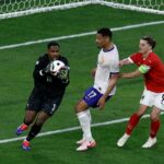 Chelsea pošle ponuku Mike Maignan