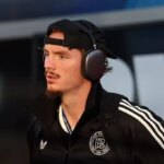 Chelsea „odmietol“ cieľovým útočníkom, zatiaľ čo sa objaví bitka brankára