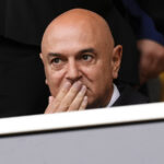»Choďte na špičku '-Simon Jordan žiada Daniela Levyho, aby sa vysporiadal s ambíciami Tottenham. Zostane verný svojmu slovu?