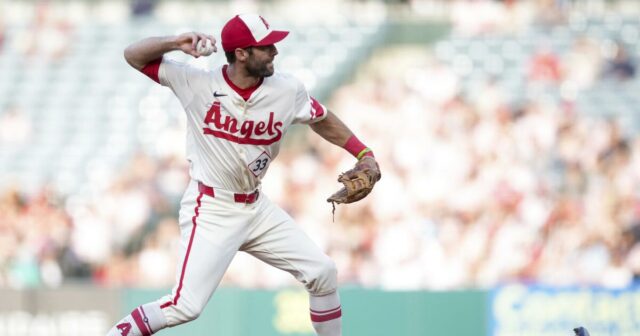 Chris Taylor svieti pre anjelov pri víťazstve nad Seattle Marinrs

