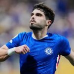 Čo urobil Pedro Neto s Nicolasom Jacksonom, zatiaľ čo Noni Mădueke posiela jasnú správu prenosu Chelsea