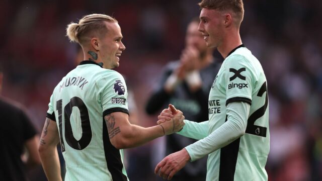 Cole Palmer podal Mykhailo Mudryk číslo 10 v Chelsea

