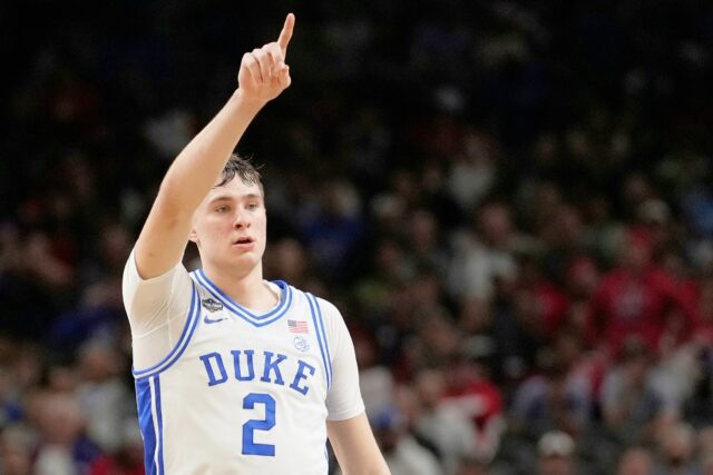 Cooper Flagg je všeobecný výber konsenzu z roku 2025 NBA Draft