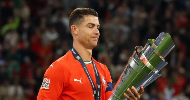 Cristiano Ronaldo montre de vraies couleurs sur une blessure Nightmare et Roberto Martinez
