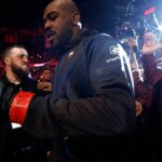 Dana White dáva Jonovi Jonesovi termín, aby podpísal boj pre Toma Aspinalla