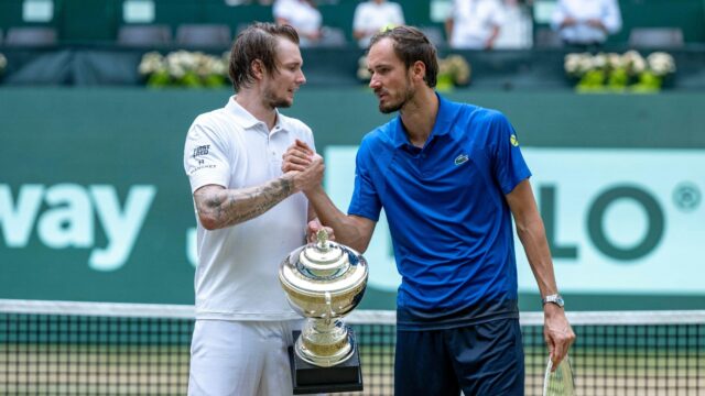 Daniil Medvedev je prosba Alcaraz Wimbledon pre víťaza Halle Bub

