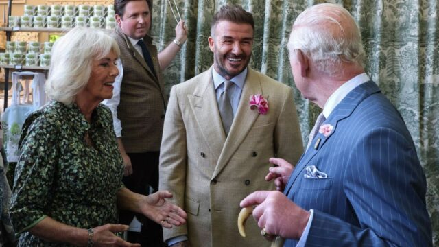 David Beckham Knighthood: Man United Legend Pokiaľ ide o hlavnú česť


