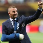 David Beckham bol fotografovaný prvýkrát v omietke, pretože je hospitalizovaný s „neznesiteľnou“ bolesťou ... Ak Anglická legenda pre fanúšikov má pred Miami Club Majstrovstvá proti PSG proti PSG