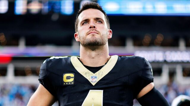 Derek Carr - „Správna vec“ pre mňa, svätí zvoliť dôchodok

