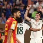 Dilags vynikajúci, Santosov debut, nie som šťastný.