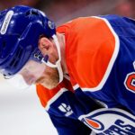 Dni po strate Oilers SCF, Corey Perry, robí jeho úmysly hrať budúcu sezónu Edmonton, sú v Crystal jasné