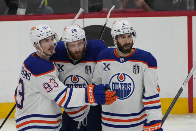 Elliotte Friedman Questicates Zmluvné číslo Monster za 7 800 000 dolárov Star Oilers

