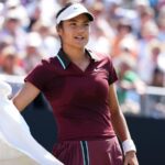 Emma Radacanu posiela Wimbledonovu správu ako zranenia hlavy na hlavách vo Eastbourne