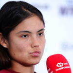 Emma Raducanu znepokojuje po porážke kráľovného klubu