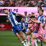 Eustaquio žongluje s úlohami s Porto a Kanadou