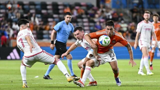 Ezequiel Ponce Tor Tor ako Dynamo Blank bez Punchless St. Louis City

