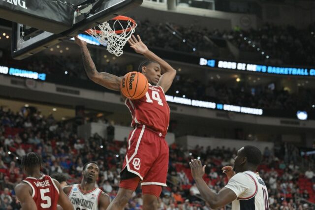NCAA basketbal: Prvý roundhoma turnaja NCAA v Connecticute