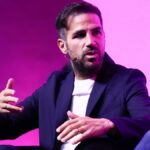 Fabregas uzatvára špekulácie medzi a sľubom pokračuje do COMO