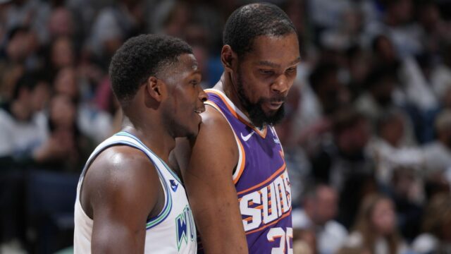 Finále NBA 2025 - Čo počúvame na Durant, Giannis, Cheachs Coach Search

