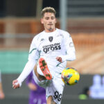 Fiorentina sa zameriava na Sebastiano Escosito a Adrian Bernabe