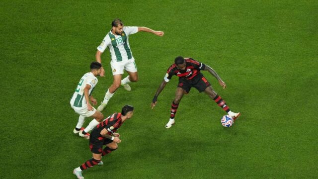 Flamengo Open Club World Club 2-0 Víťazstvo proti esperancii

