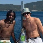 Florian Wirtz de Liverpool fait l'admission de Jeremie Frimpong après le déménagement du club
