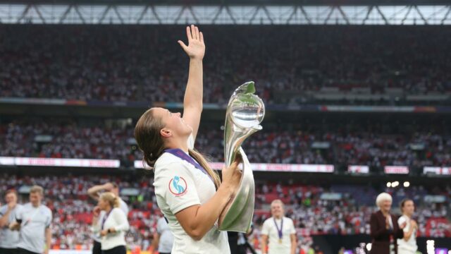 Fran Kirby, ktorý vyhral Euro 2022 žien s Anglickom, odchádza do dôchodku z medzinárodného futbalu 

