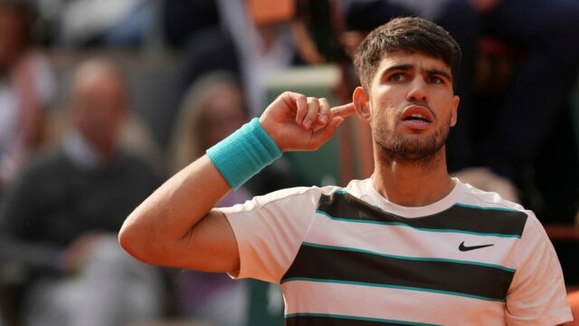 French Open 2025: Carlos Alcaraz porazil ohromujúci Jannik Sinner

