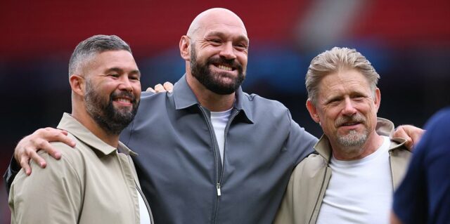 Futbalová pomoc 2025 - Anglicko vs. World XI: Živý výsledok, tímové správy a aktualizácie ako Tyson Fury a Wayne Rooney vedú tri levy - zároveň

