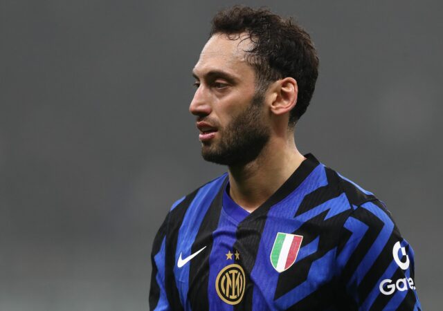 Galatasaray pripravený začať ponuku pre Inter Milána Ace Calhanoglu

