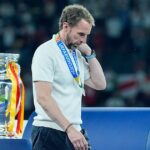 Gareth Southgate by mal vrátiť rytierov, pretože najvyššia česť Británie sa stáva fraškou | Futbalový šport