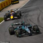 George Russell vyhral prvý závod sezóny Mercedes tým, že zasiahol Maxa Verstappena v Kanade