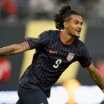 Golden Cup Confafaf: USA porazí Costa Rika v trestovi, aby vstúpil do semifinále; čeliť druhej Guatemale
