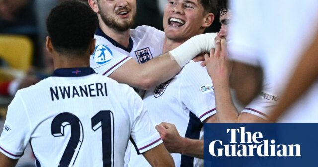 Harvey Eliot pomáha Anglicku vyhrať v Európe vo veku 21 rokov proti Czechs | Európske majstrovstvá mladšie ako 21 rokov


