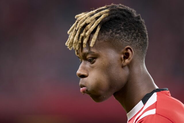 Hneď v: Barcelonský režisér sa stretáva s agentom Nico Williamsa - posuňte sa späť?