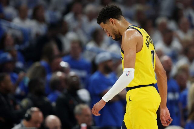 Tyrese Haliburton NBA Final Game 5 Packers