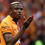 Homme Utd Transfer News: Emi Martinez prend la décision de Red Devils alors que Victor Osimhen `` ouvre des pourparlers ''