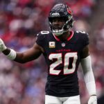 Hráč NFL Jimmie Ward zatknutý v Texase za obvinenie za zločin