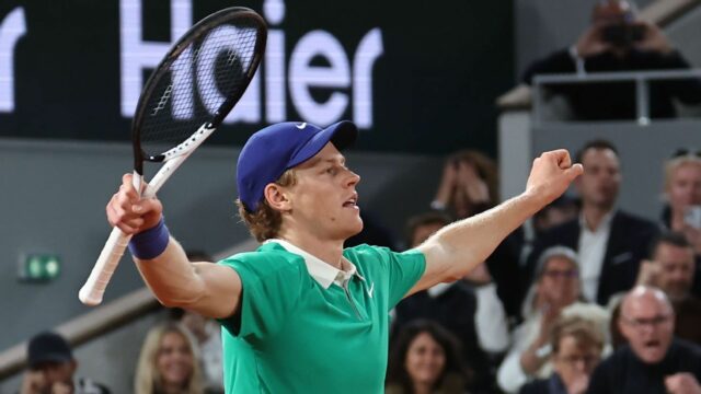 Hriešnik vrcholov Djokoviča, postupuje do finále French Open


