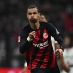 Hugo Ekitiké prinútil čakať na potenciálny pohyb Liverpoolu