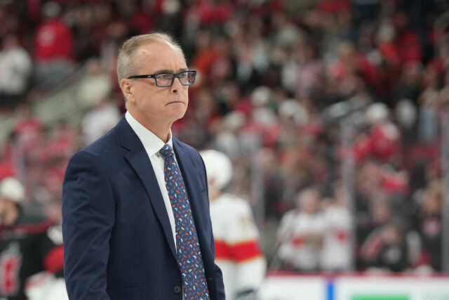 Hurikány HC Rod Brind'amour objasňuje svoj názor na kontroverzné rozhodnutie HC Paul Maurice de Les Panthers

