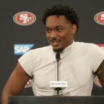 San Francisco 49ers Star Demomodore Lenoir bol zatknutý vo štvrtok v Los Angeles
