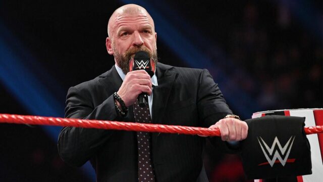Hviezda UFC by mala byť predstavená Triple H, myslí si, že stará hviezda WWE (exkluzívna)

