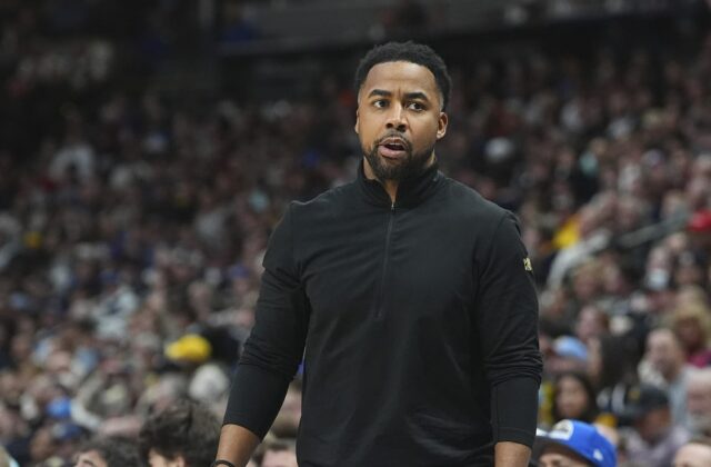 Asistent Cavaliers, Johnnie Bryant